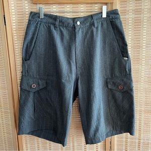 Reef cargo shorts size 31